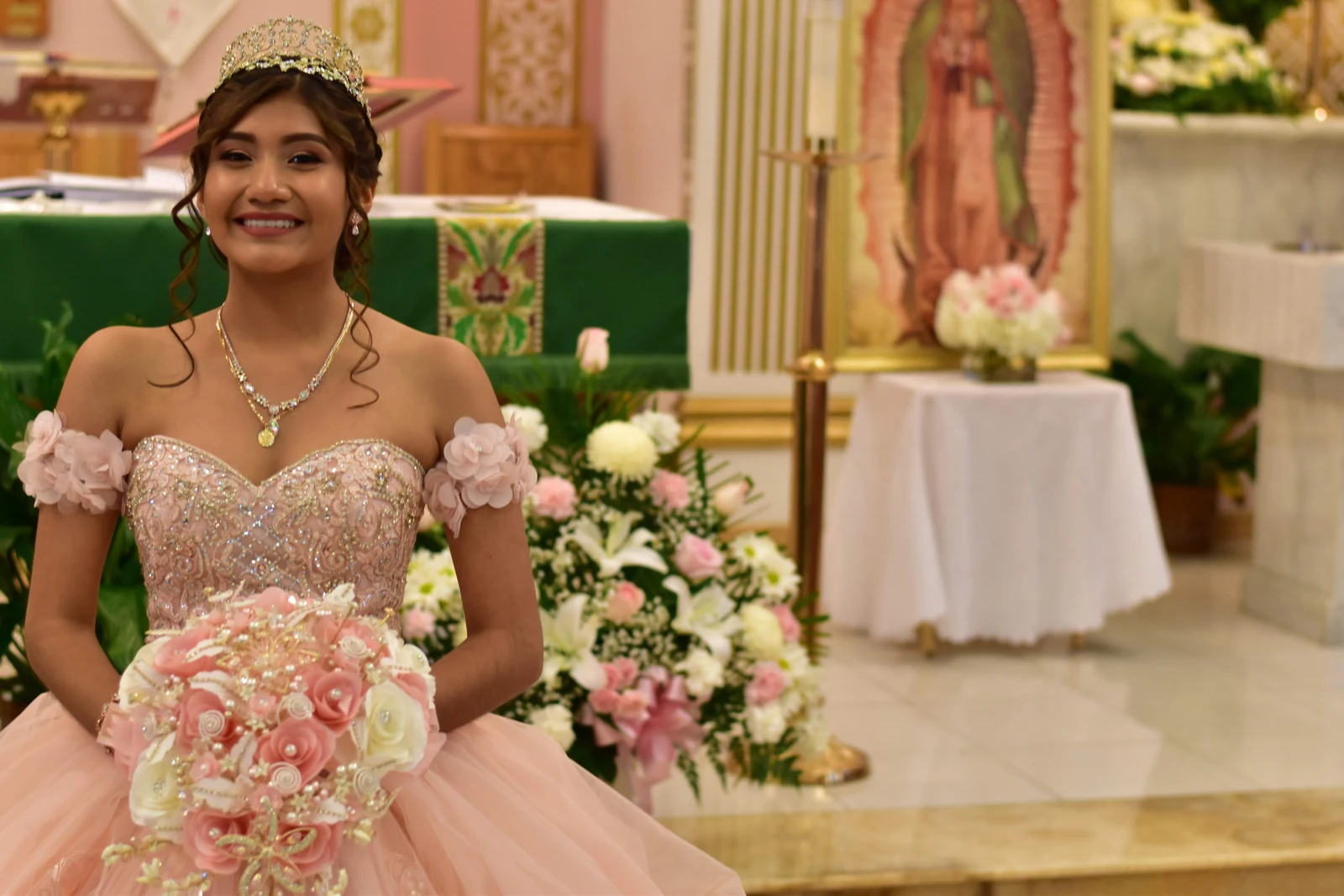 A quiet documentary moment from a quinceañera